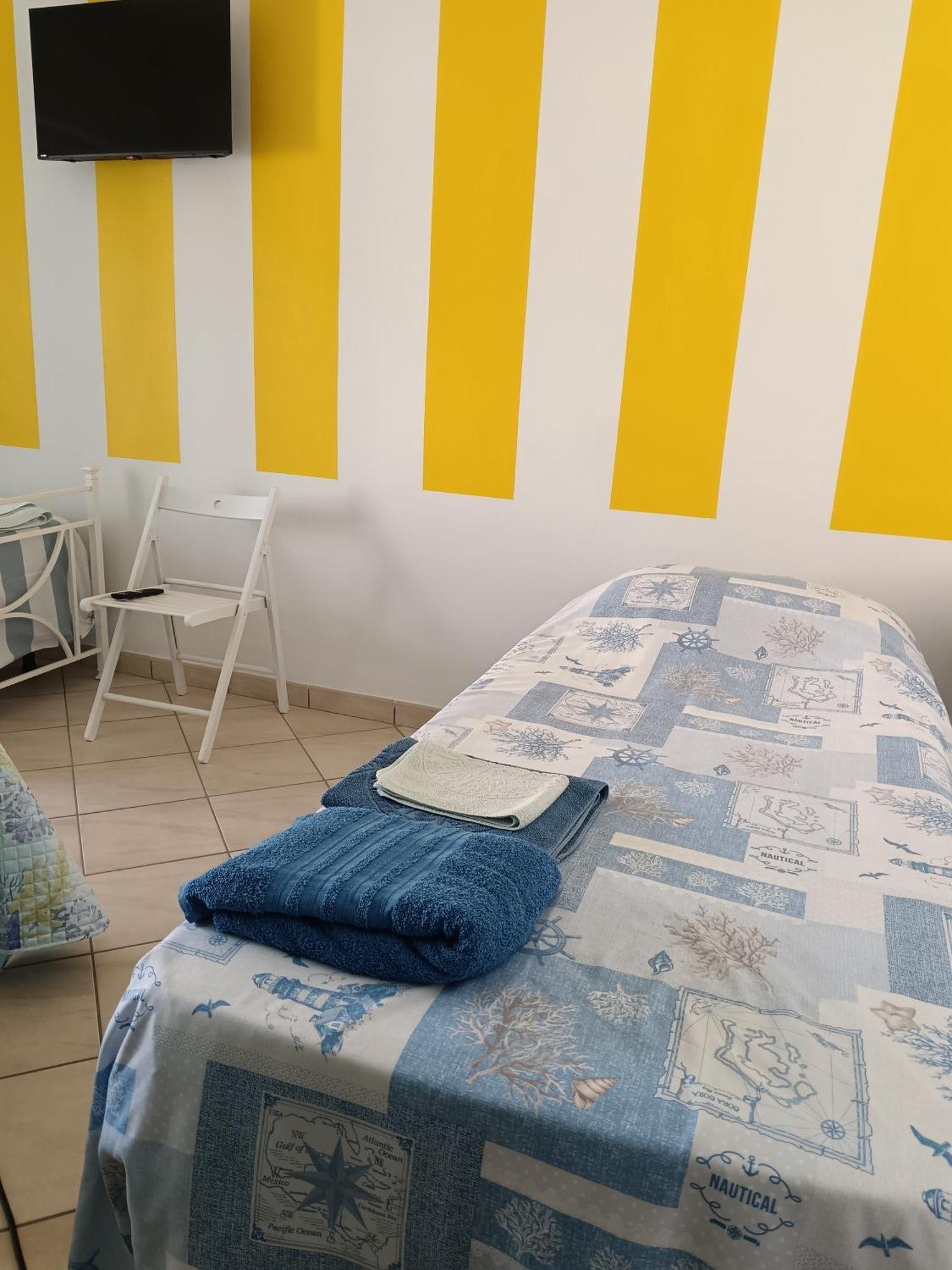 A Casa Di Berna E Tere Leilighet Venturina Terme Eksteriør bilde